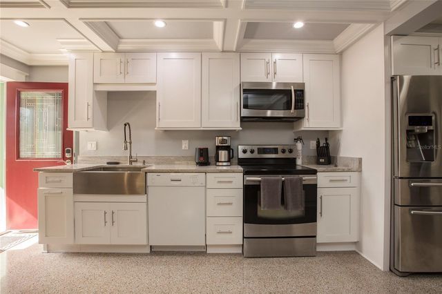 472 N CAUSEWAY, New Smyrna Beach, FL 32169