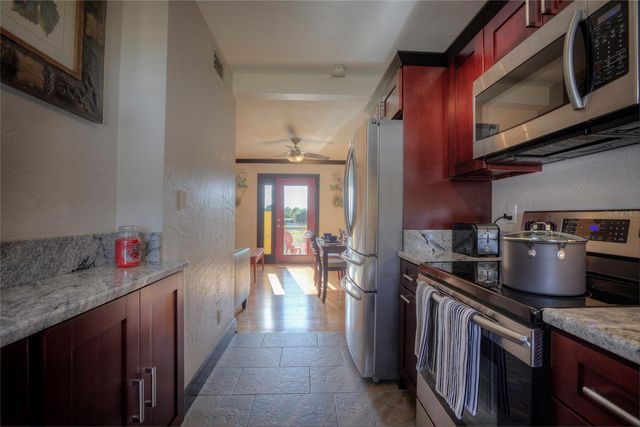 472 N CAUSEWAY, New Smyrna Beach, FL 32169