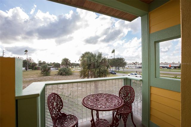 472 N CAUSEWAY, New Smyrna Beach, FL 32169