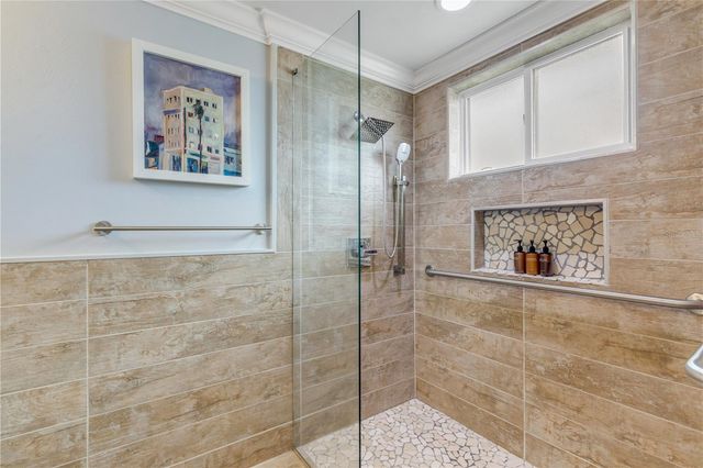 472 N CAUSEWAY, New Smyrna Beach, FL 32169