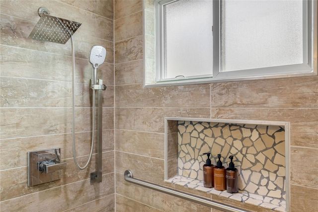 472 N CAUSEWAY, New Smyrna Beach, FL 32169
