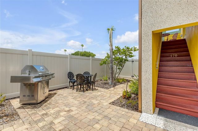 472 N CAUSEWAY, New Smyrna Beach, FL 32169