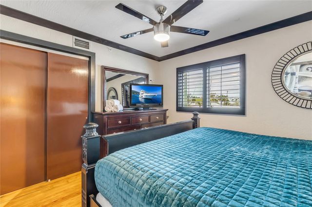 472 N CAUSEWAY, New Smyrna Beach, FL 32169