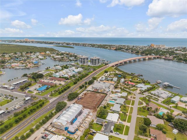 472 N CAUSEWAY, New Smyrna Beach, FL 32169