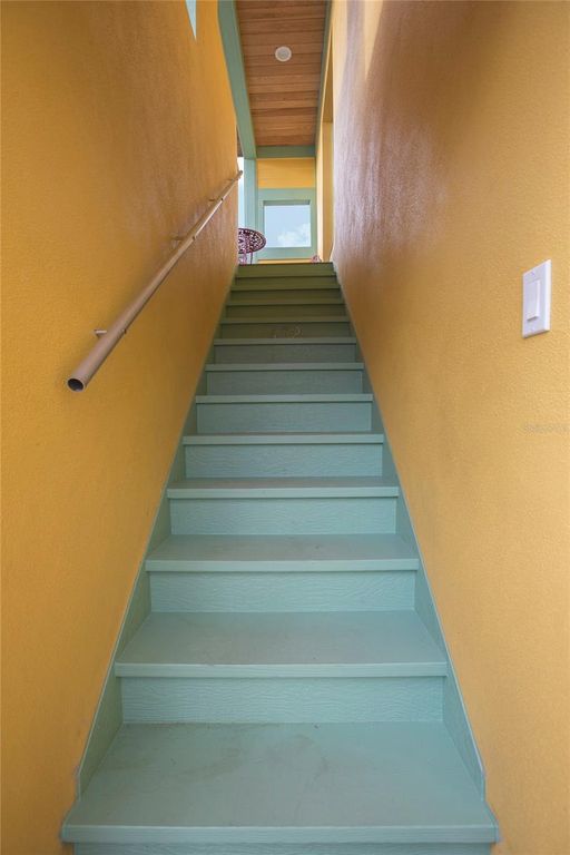 Image 16 of property listing at 472 N CAUSEWAY, New Smyrna Beach, FL 32169