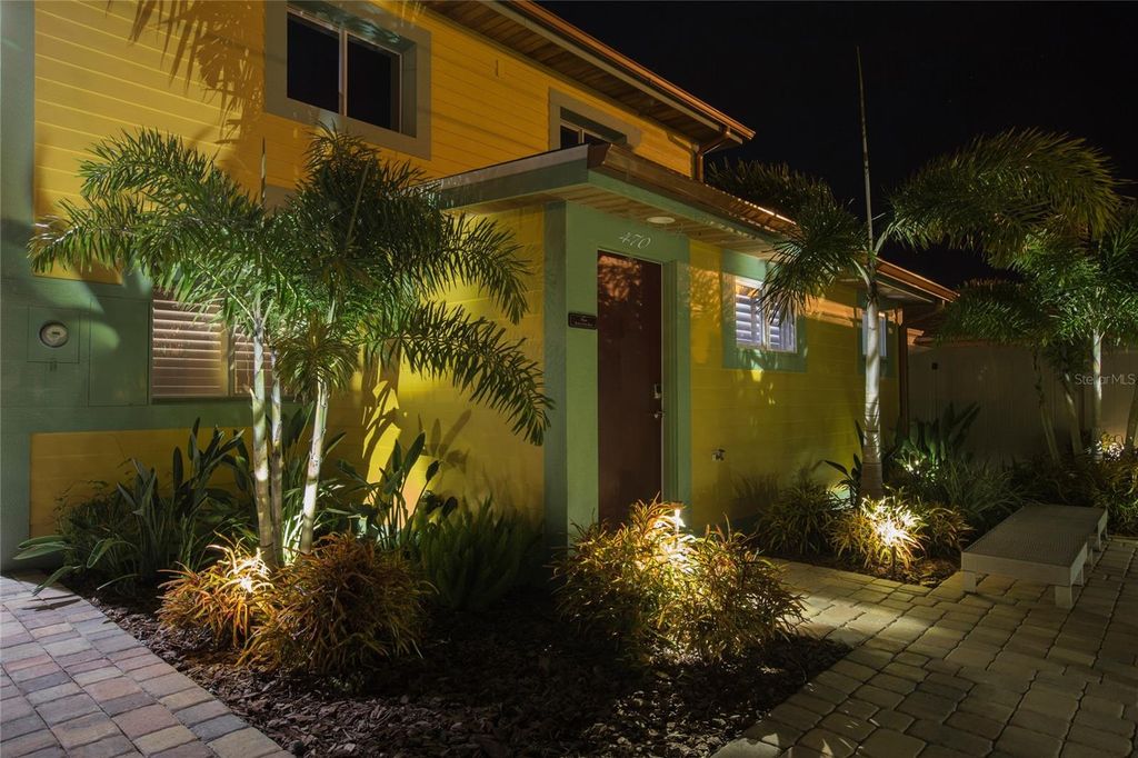 Image 28 of property listing at 472 N CAUSEWAY, New Smyrna Beach, FL 32169