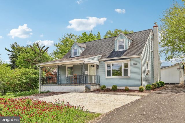 2810 E COUNTY LINE RD, Hatboro, PA 19040