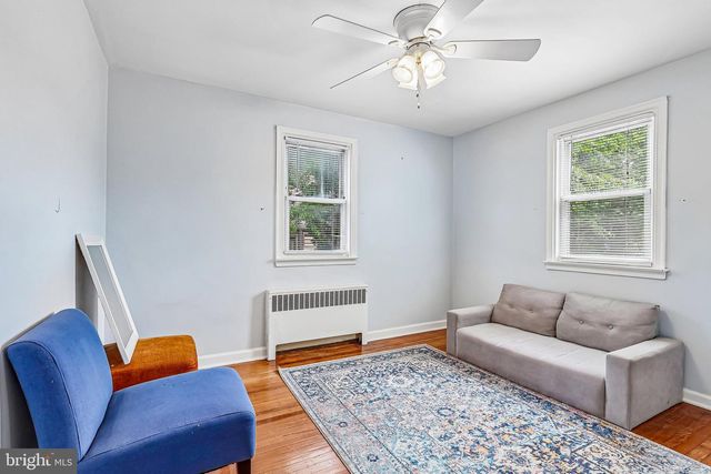 2810 E COUNTY LINE RD, Hatboro, PA 19040