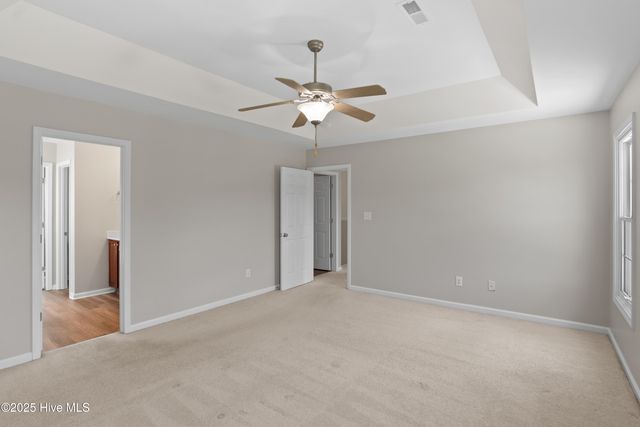 106 Woods Run Circle, Richlands, NC 28574