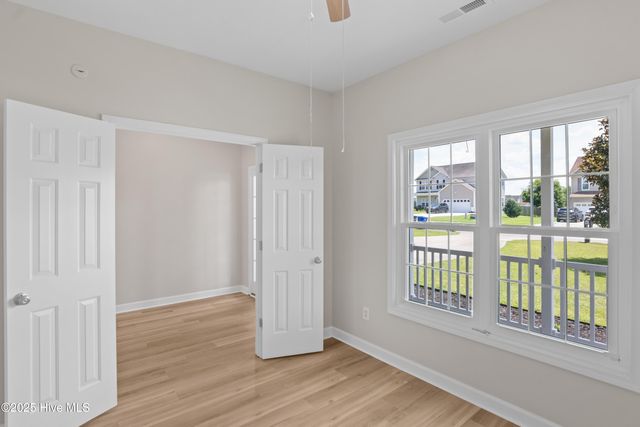 106 Woods Run Circle, Richlands, NC 28574