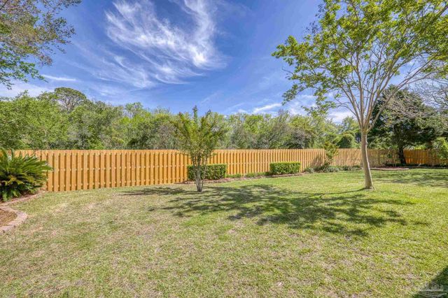 1648 Woodlawn Way, Gulf Breeze, FL 32563