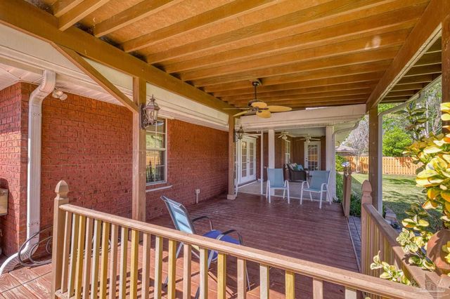 1648 Woodlawn Way, Gulf Breeze, FL 32563