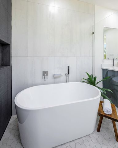 459 Hart Street, Dallas, TX 75203