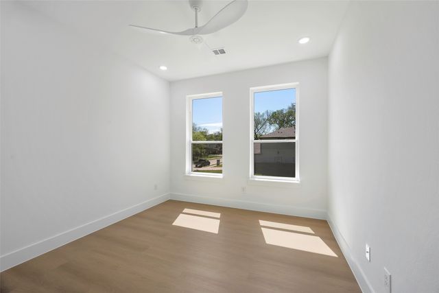 459 Hart Street, Dallas, TX 75203