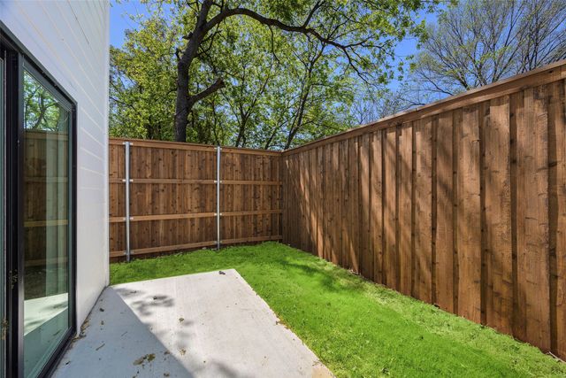 459 Hart Street, Dallas, TX 75203