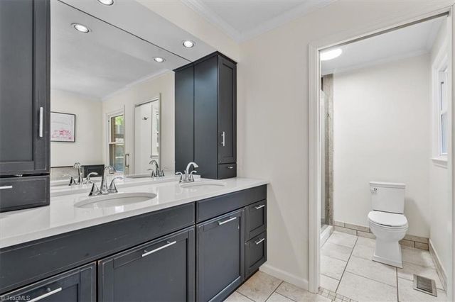 4709 Horseshoe Lane, Greensboro, NC 27410