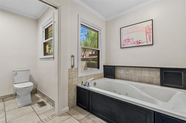 4709 Horseshoe Lane, Greensboro, NC 27410