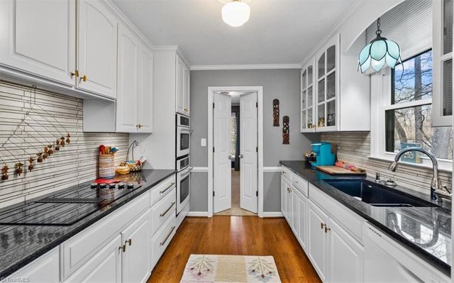 4709 Horseshoe Lane, Greensboro, NC 27410