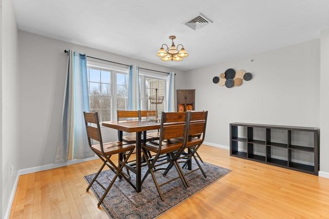 717 Hampton Way 717, Abington, MA 02351