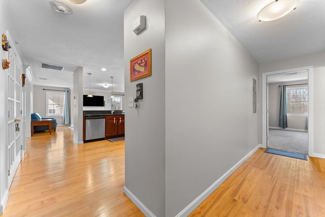 717 Hampton Way 717, Abington, MA 02351
