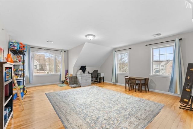 717 Hampton Way 717, Abington, MA 02351