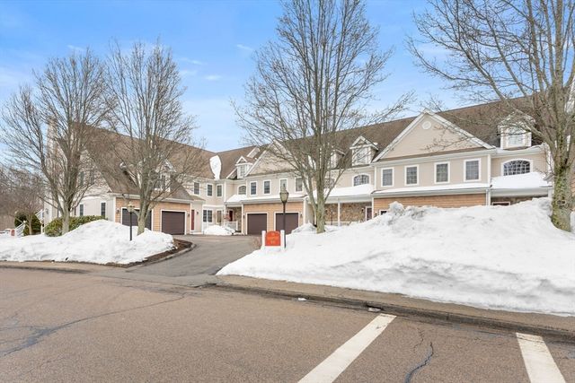 717 Hampton Way 717, Abington, MA 02351