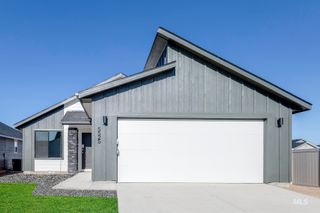 5525 S Lokie Ave, Meridian, ID 83642