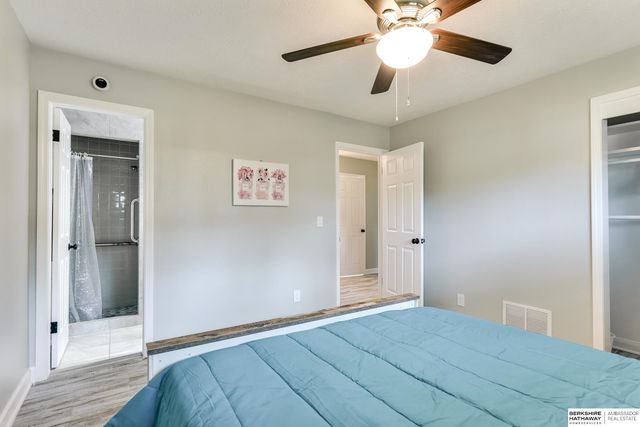 5611 Charles Street, Omaha, NE 68132