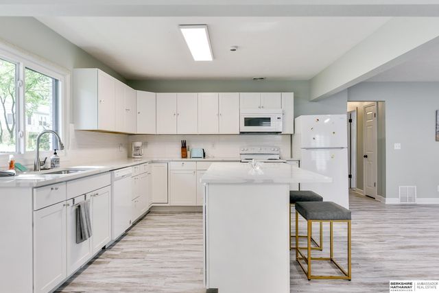 5611 Charles Street, Omaha, NE 68132