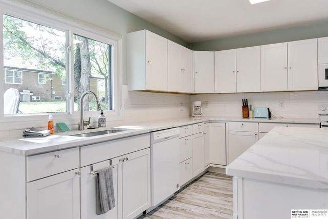 5611 Charles Street, Omaha, NE 68132