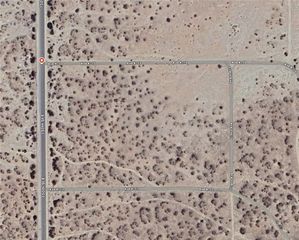 0 E VIC AVE K10 55 STE, Lancaster, CA 93535