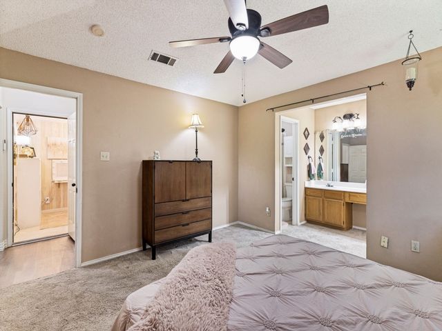 4909 Prairie Creek Trail, Fort Worth, TX 76179