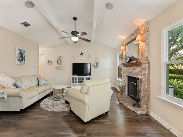 4909 Prairie Creek Trail, Fort Worth, TX 76179