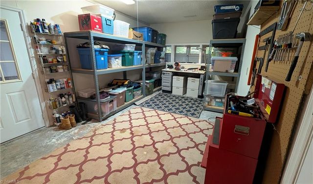 222 Shallowbrook Drive, Advance, NC 27006