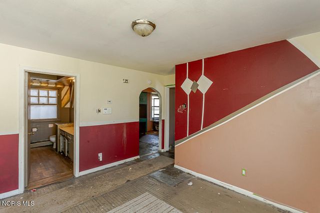 516 Geneva Avenue, Toledo, OH 43609