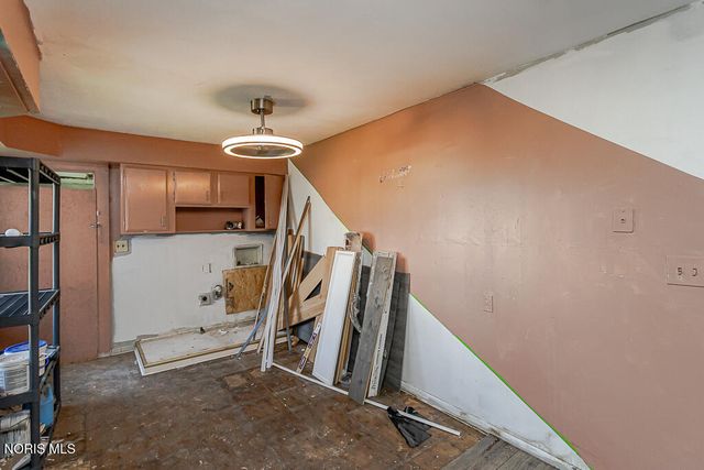 516 Geneva Avenue, Toledo, OH 43609