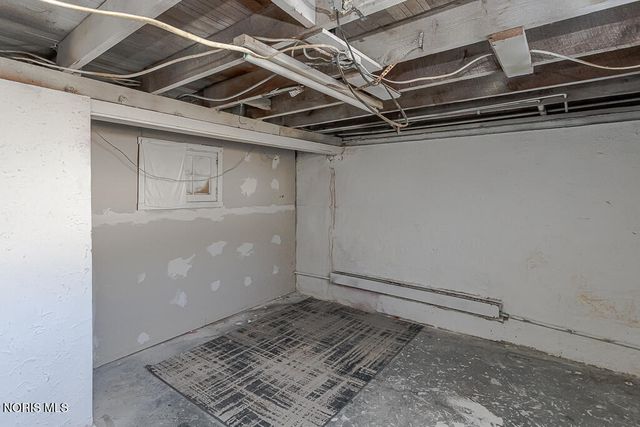 516 Geneva Avenue, Toledo, OH 43609