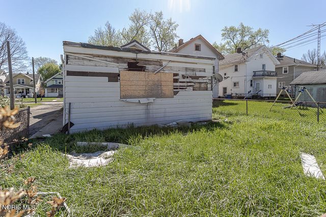 516 Geneva Avenue, Toledo, OH 43609