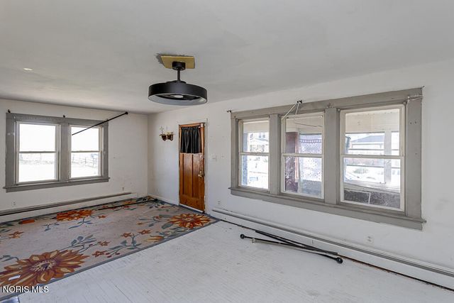 516 Geneva Avenue, Toledo, OH 43609
