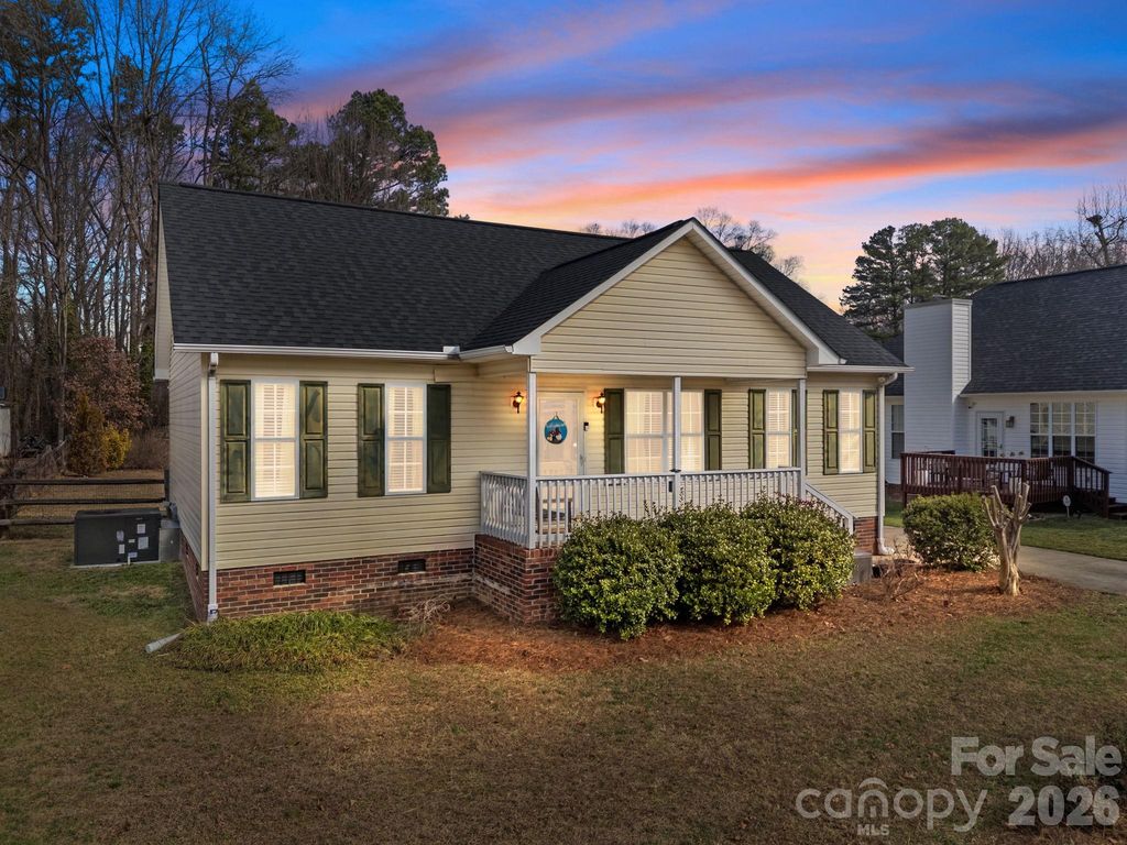 1547 Tammy Court, Kannapolis, NC 28083