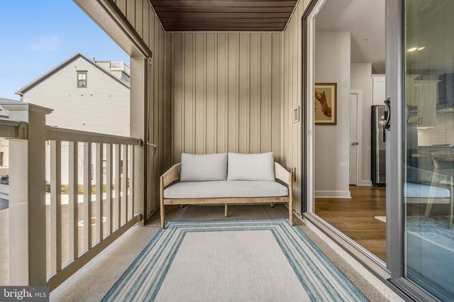 820 S GREENBRIER ST, Arlington, VA 22204