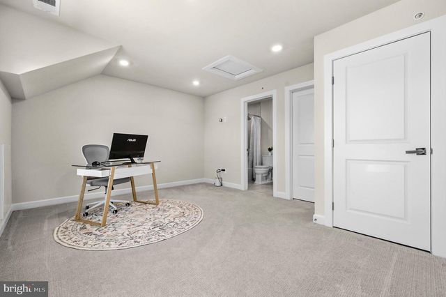 820 S GREENBRIER ST, Arlington, VA 22204