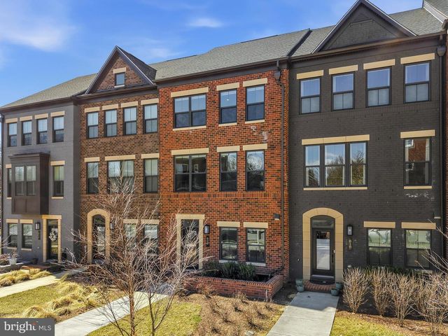 820 S GREENBRIER ST, Arlington, VA 22204