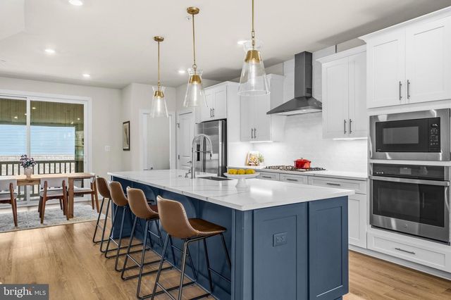 820 S GREENBRIER ST, Arlington, VA 22204