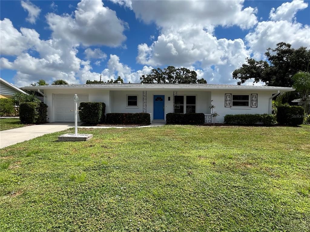 2513 CROTON AVENUE, Sarasota, FL 34239