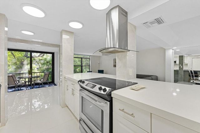 3730 Inverrary Drive 2l, Lauderhill, FL 33319