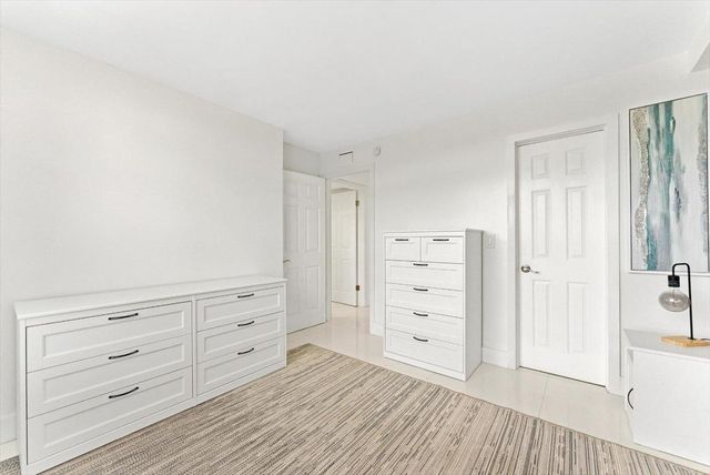 3730 Inverrary Drive 2l, Lauderhill, FL 33319