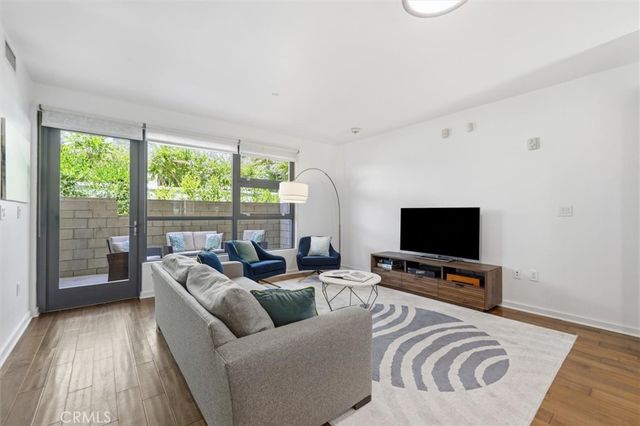 13045 Pacific Promenade 102, Playa Vista, CA 90094