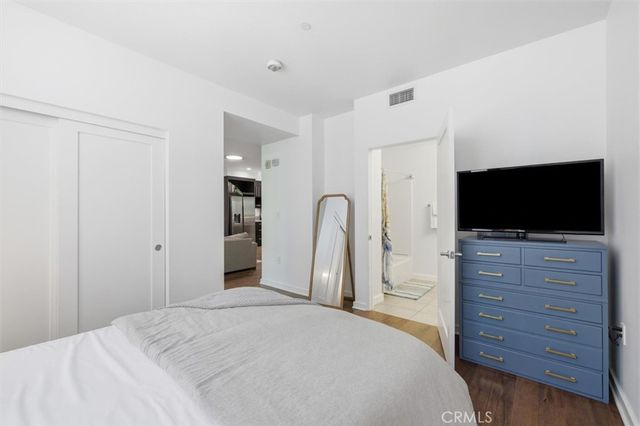 13045 Pacific Promenade 102, Playa Vista, CA 90094