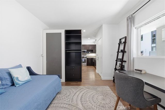 13045 Pacific Promenade 102, Playa Vista, CA 90094